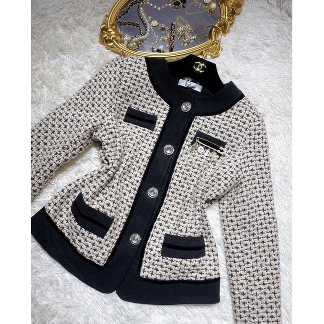 Thanh lí áo dạ tweed