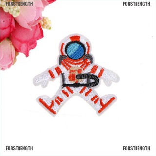 Sticker Ủi Thêu Hình Phi Hành Gia