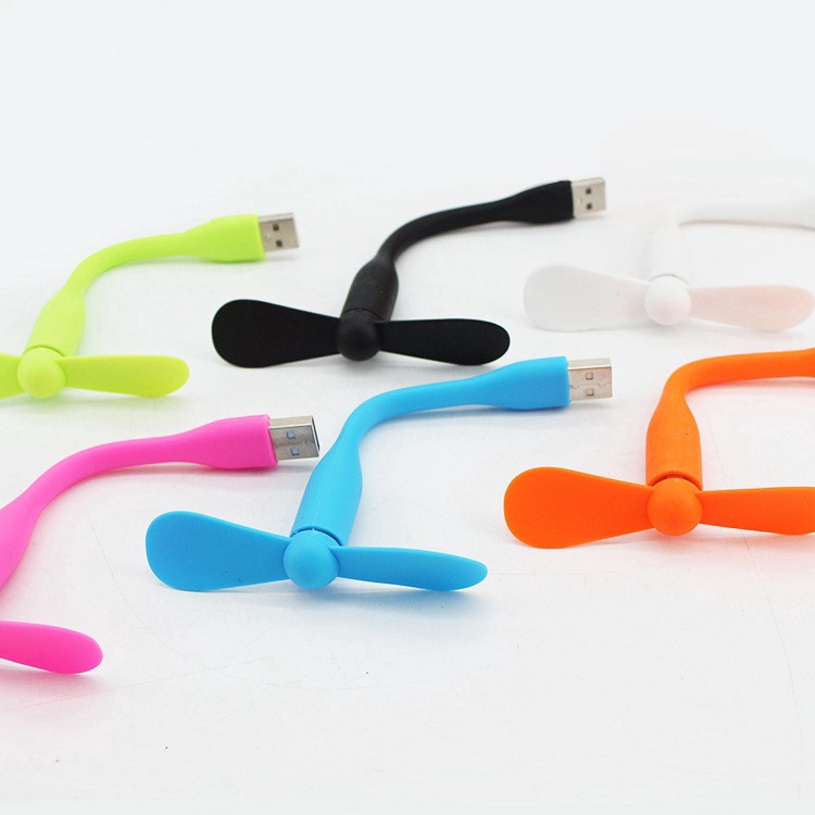 Quạt mini hiệu Xiaomi với cổng kết nối USB tiện dụng