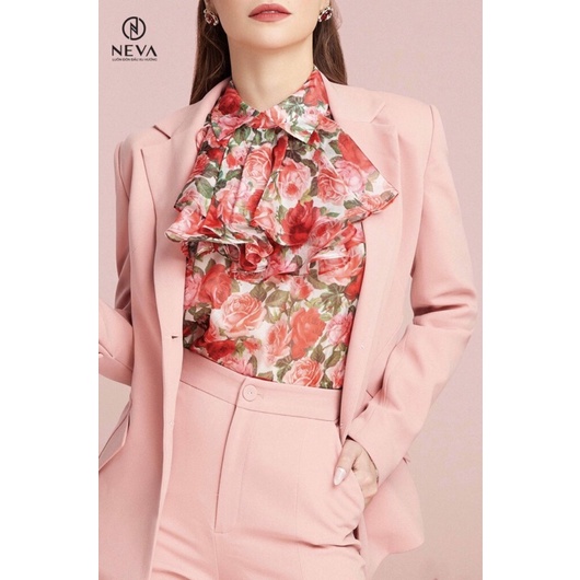 NEVA newtag set gồm áo vest/blazer hồng; quần hồng và áo sơ mi hoa hồng dài tay nguyên tag M/L