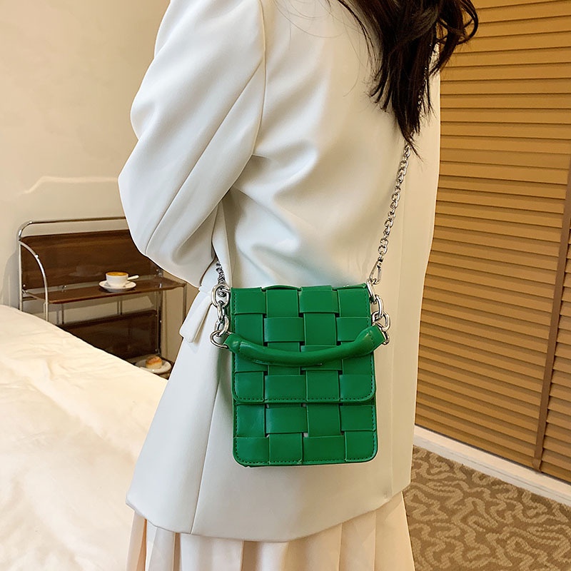 Túi Đeo Chéo mini Đan Dây Xích Thời Trang 2022 Cao Cấp Cho Nữ sm