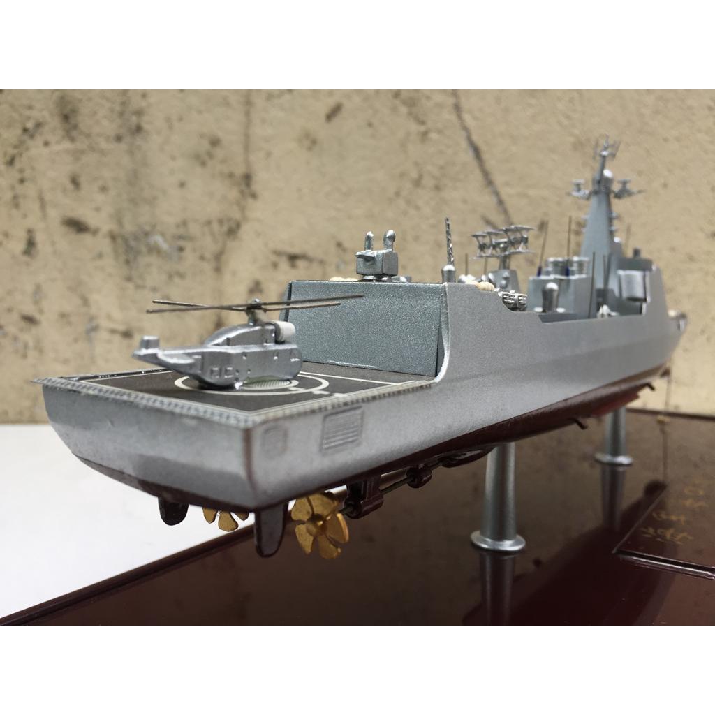 Mô hình Tàu khu trục A 169 1:400