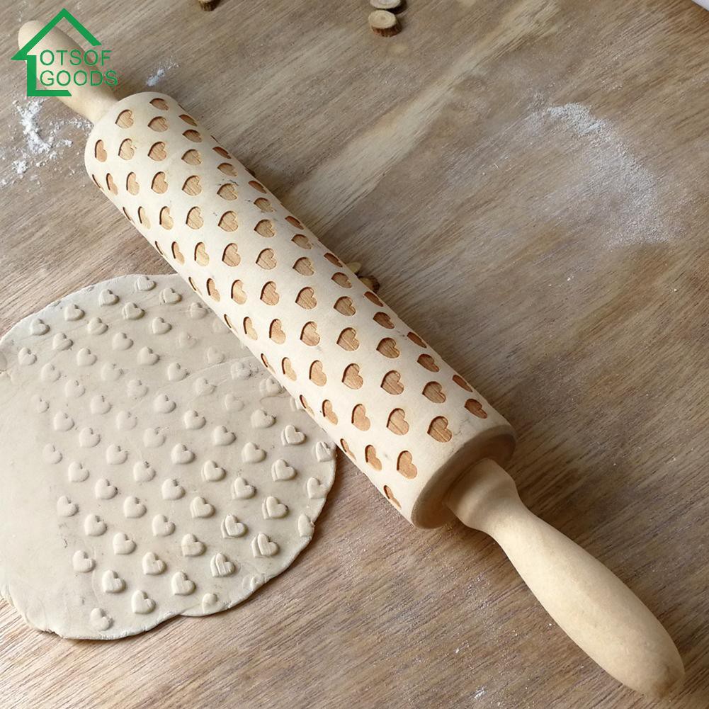 LOTSOFGOODS Valentine Day Letters Engraved Embossing Rolling Pin for DIY Baking Cookies