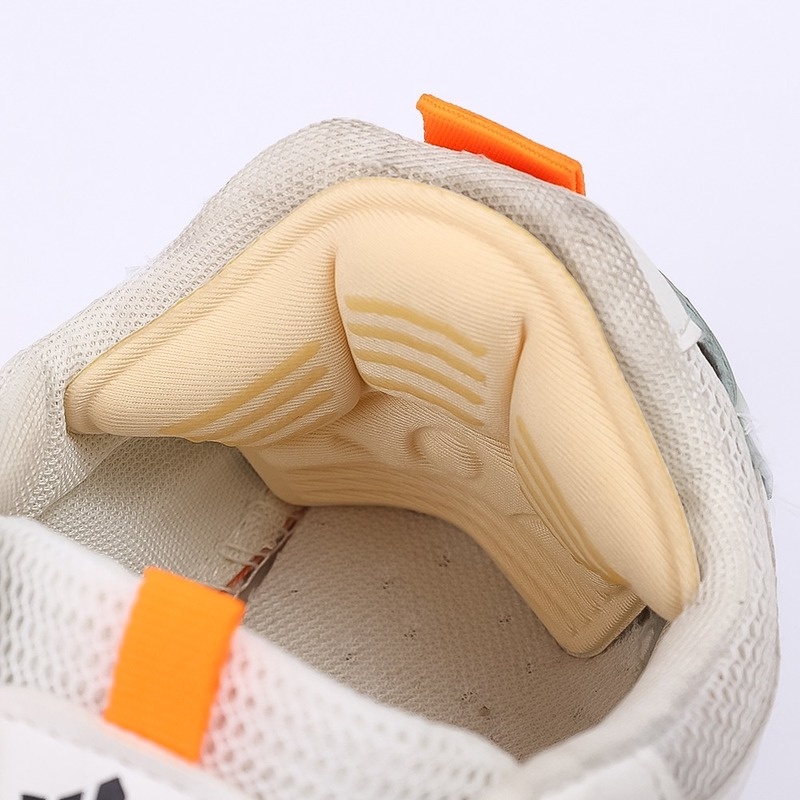 Bộ 2 Miếng Dán Gót Chân Bằng Xốp Mềm Chống Trượt Chống Mòn Hình Vương Miện