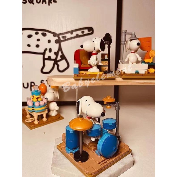Bộ Đồ Chơi Lắp Ráp Hình Chú Chó Snoopy 8 Construct Độc Đáo DIY