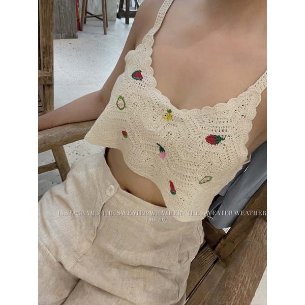 Áo hai dây len móc thêu hình dáng croptop the.sweaterweather TSW