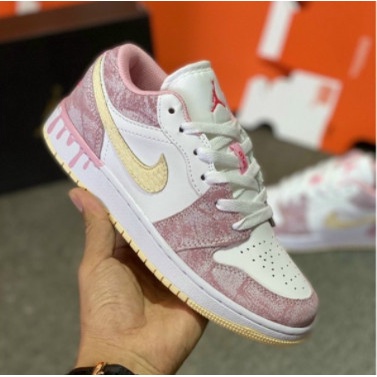 Giày Thể Thao Nữ Cổ Thấp Giày Nike Air Jordan 1 JD1 Low Hồng Vảy Sơn Full Box Bill | BigBuy360 - bigbuy360.vn