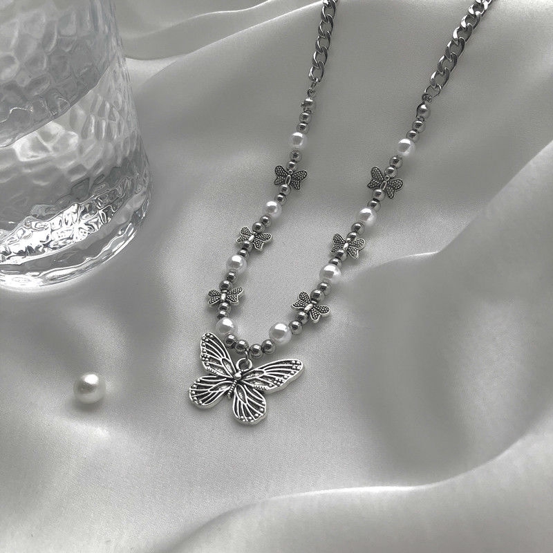 Dây Chuyền Mặt Bướm Đính Ngọc Trai Phong Cách Hip Hop