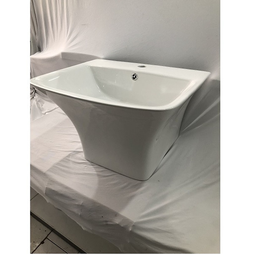 Chậu Lavabo treo tường liền chân