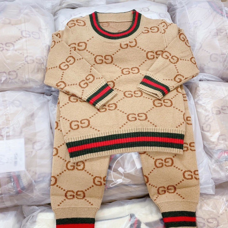 SÉT LEN HOẠ TIẾT CHỮ CHO BÉ