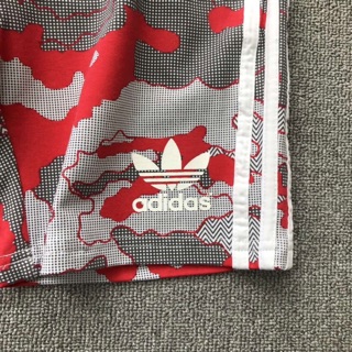 Bộ Adidas hoạ tiết rằn ri