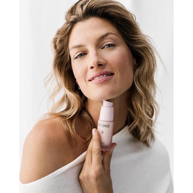 Serum Resveratrol life nâng cơ, trẻ hoá da Caudalie