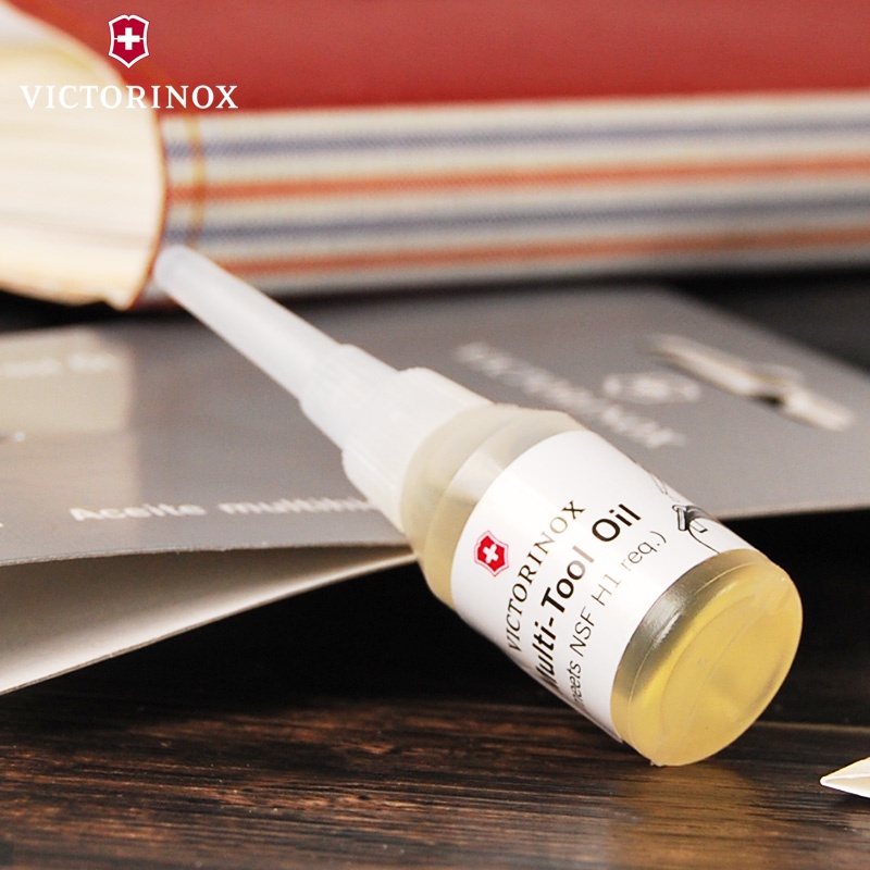 Dầu Victorinox Multi Tools Oil 43302 - Dầu Thụy Sĩ Chính Hãng