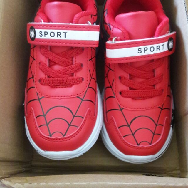 Giày coga siêu nhân nhện