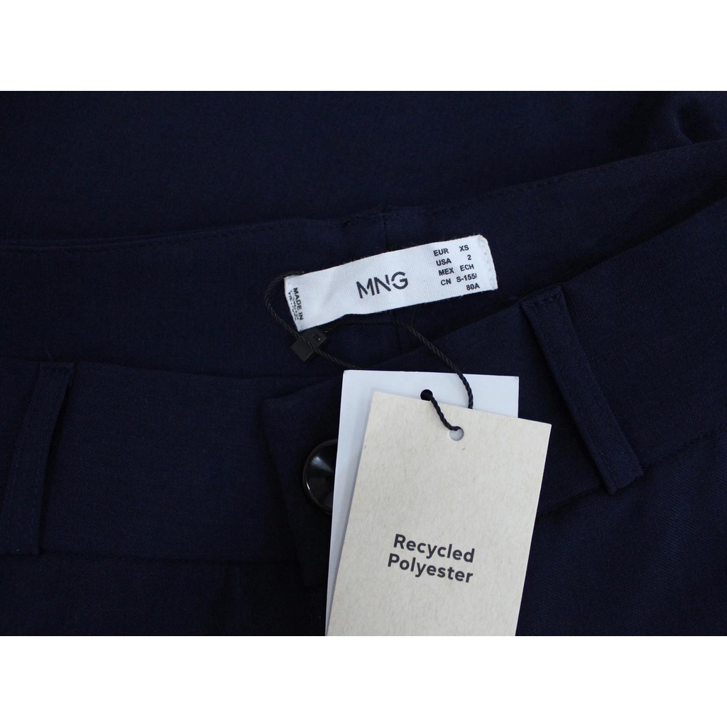 Q9533 - Quần short Mango, trơn