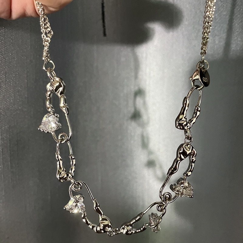 Dây chuyền mặt hình ghim cài và hình trái tim thời trang sang trọng 19A1633