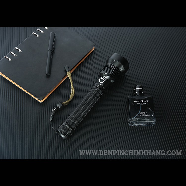 Đèn pin siêu sáng P70 cao cấp có zoom