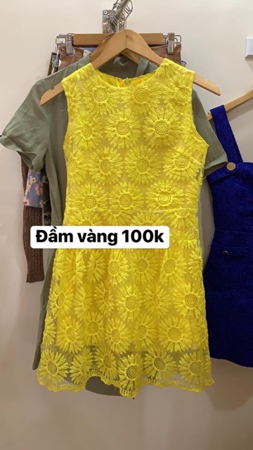 Đầm đồng giá 100k SALE ĐỒNG GIÁ Đầm 100k, áo váy 50k 👗 Shop sữ update đồ sale phía dưới comment nha 👇👇👇