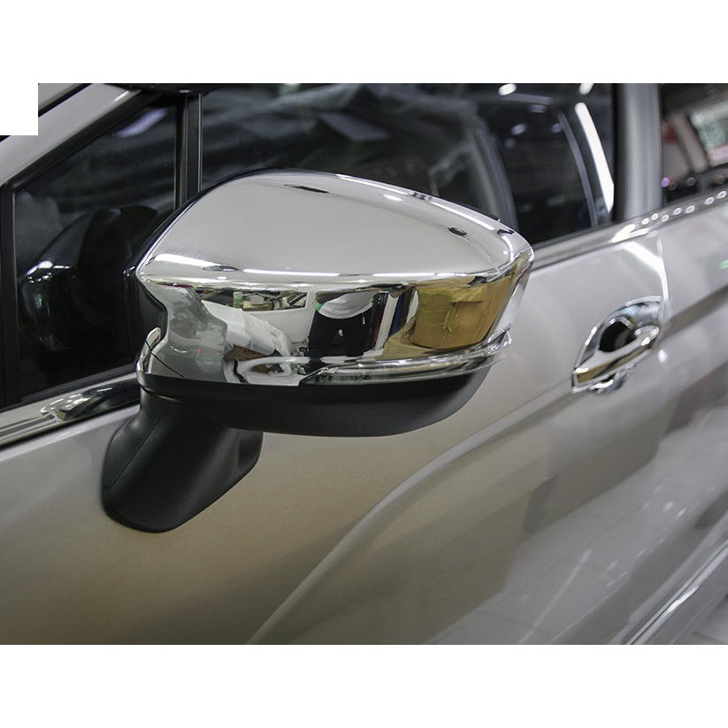 Ốp trang trí gương xe Mitsubishi Xpander