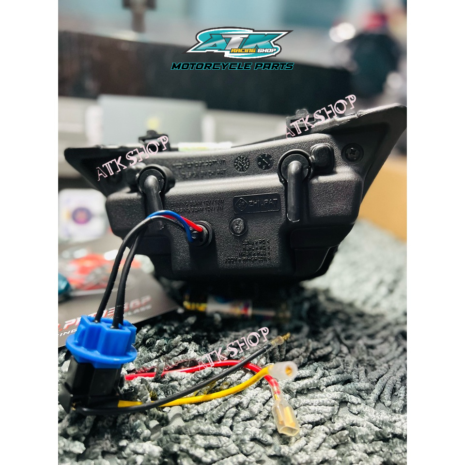 Choá đèn ZHIPAT dành cho xe exciter đời 2006 đến 2010 tặng mão chắn gió zhipat