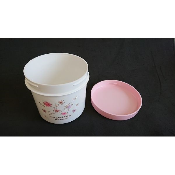 Hộp nhựa Nhật Bản đựng đồ khô, gia vị mẫu tròn 650ml NAKAYA