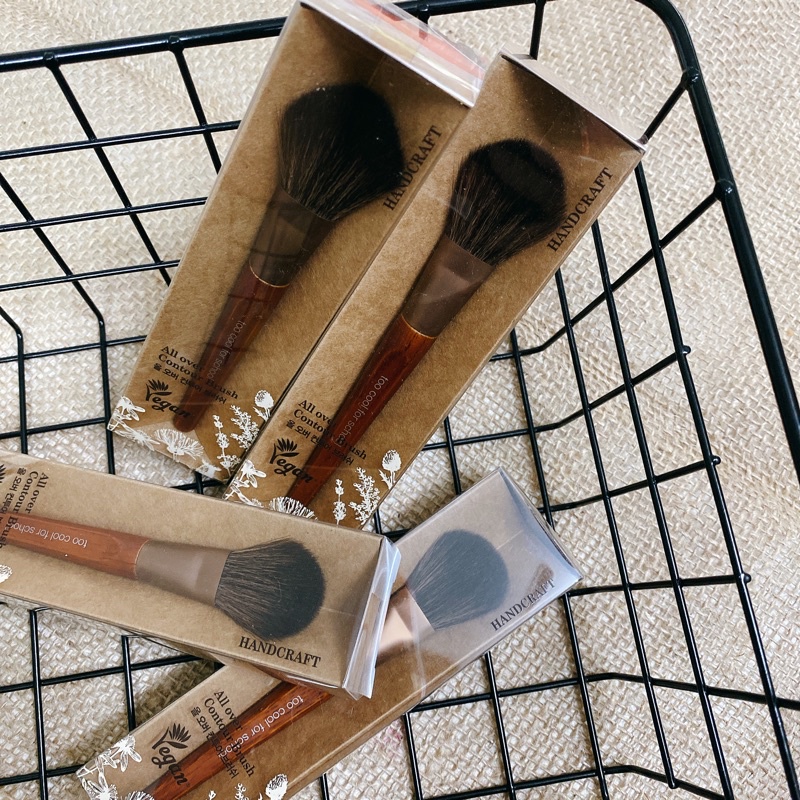 Cọ má hồng/contour Too Cool For School  All Over Contour Brush