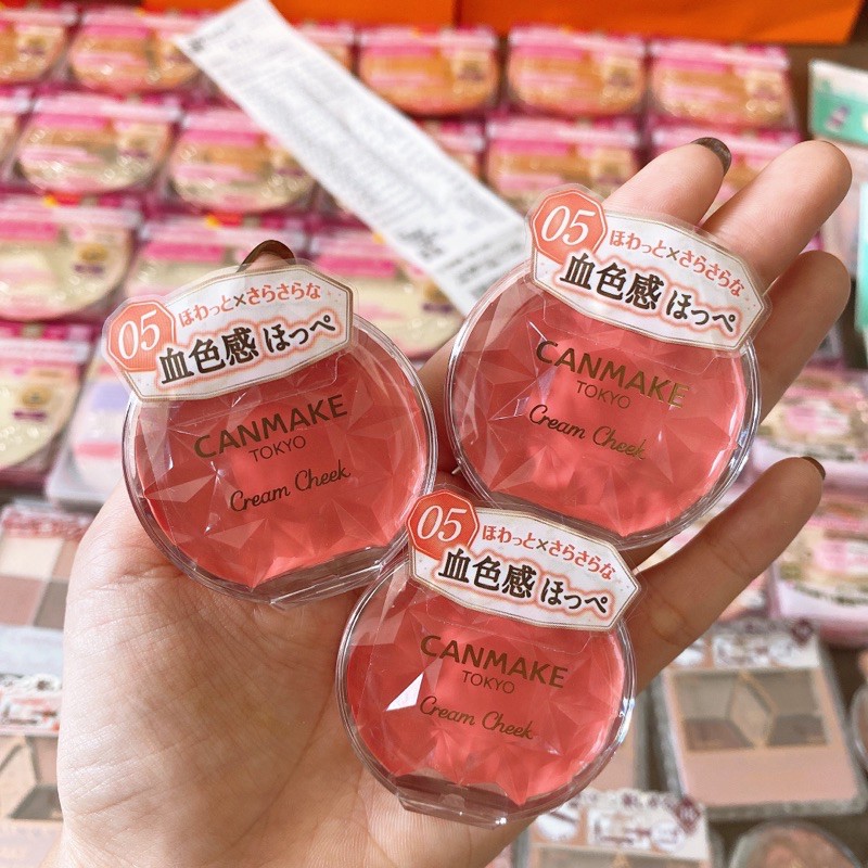 Phấn má hồng dạng kem Canmake màu 05 - Coral hàng nội địa Nhật chính hãng