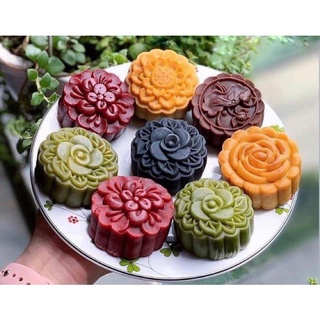 7 khuôn bánh + túi khay 200g