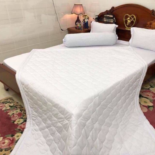 Mền (chăn) chần bông trắng trơn cotton Cao Cấp cho khách sạn.nhà nghĩ.gia đình...