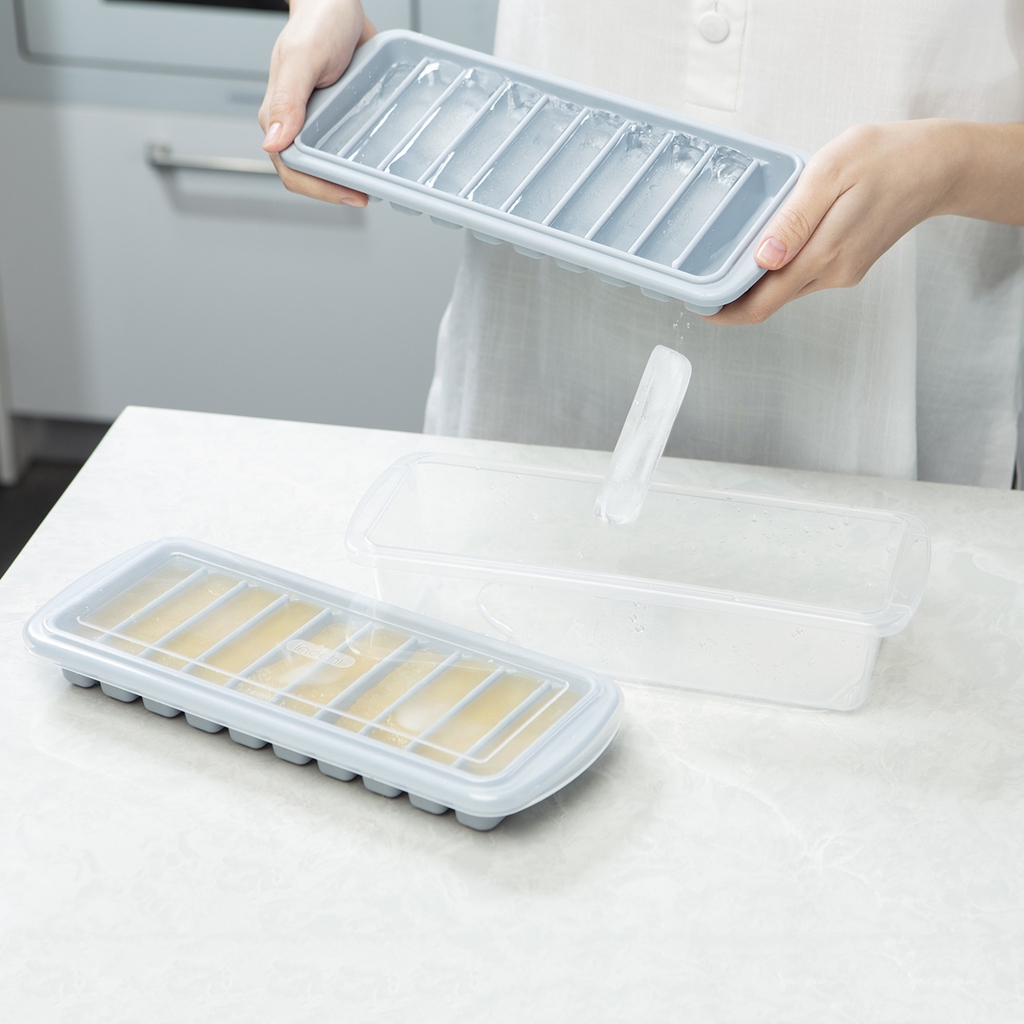 Khay Đá Có Nắp Kari Inochi Nhựa An Toàn Dễ Lấy Đá - Larva Store