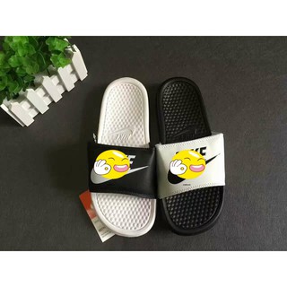 Dép Nike quai ngang phối chiếc trắng chiếc đen thời trang tặng kèm hộp