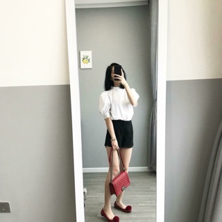 Quần sooc chân ren