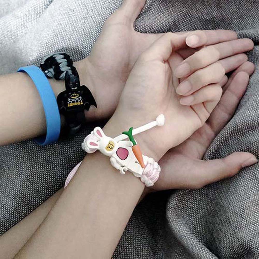 Vòng tay dây rút mặt hình khối Lego bằng acrylic có thể điều chỉnh cho cặp đôi