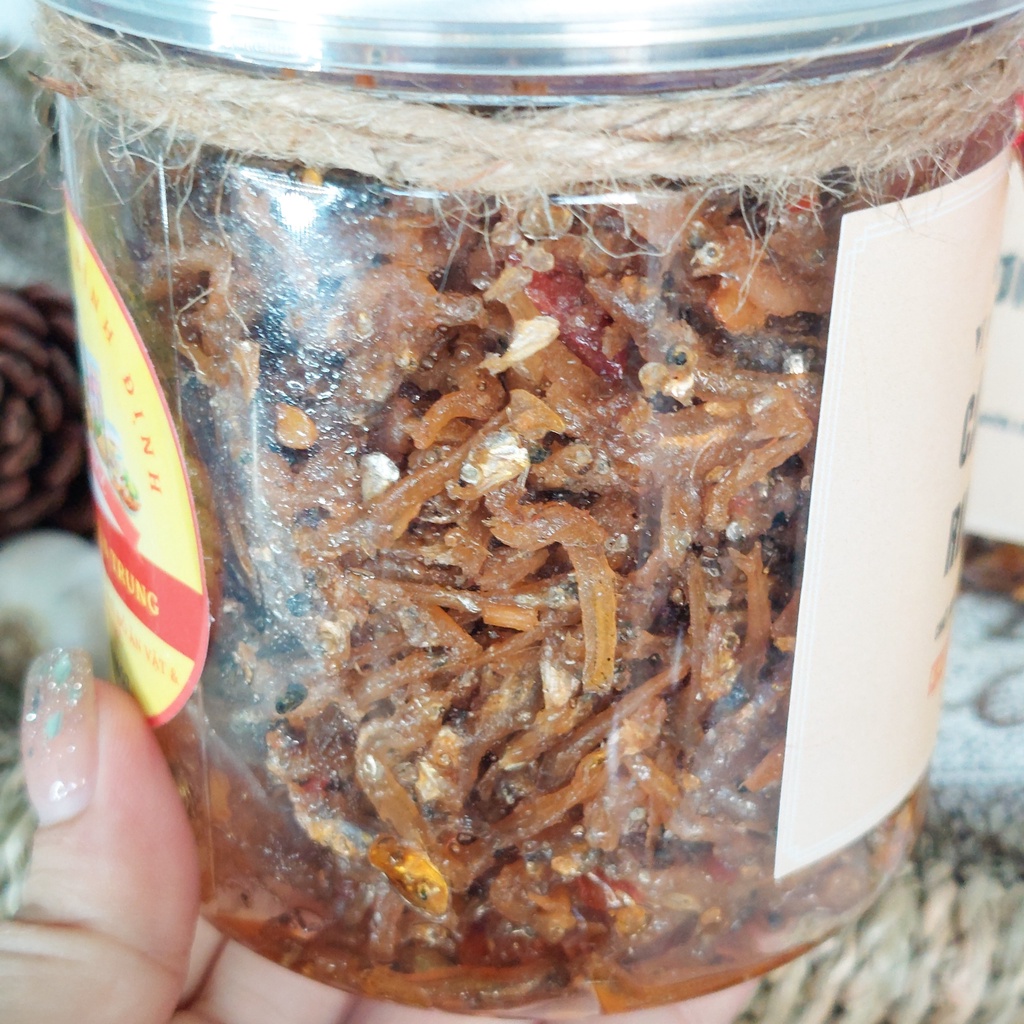 Cá Cơm Rim Tỏi Ớt Nước Mắm Vị Biển, Đồ Ăn Vặt Ngon Rẻ Hủ PET 200GR Thực Phẩm Ăn Liền | BigBuy360 - bigbuy360.vn