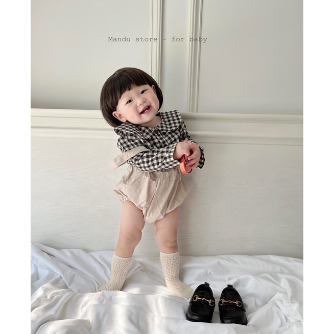Set áo kèm quần yếm phong cách Hàn quốc cho bé