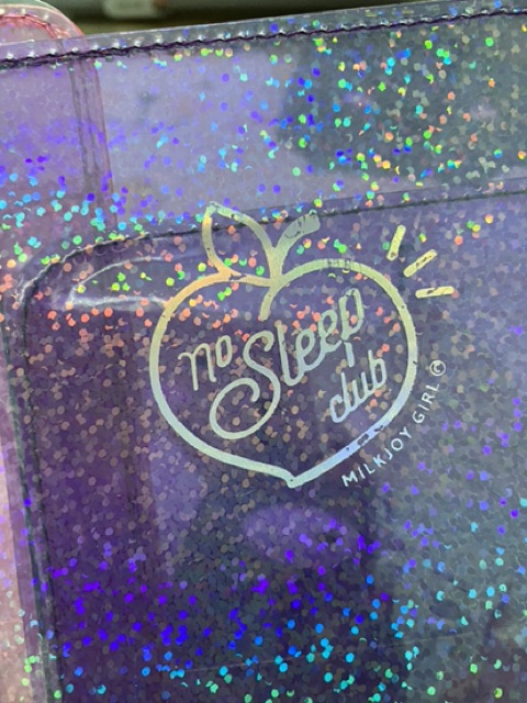 Bao hộ chiếu bằng nhựa có sẵn