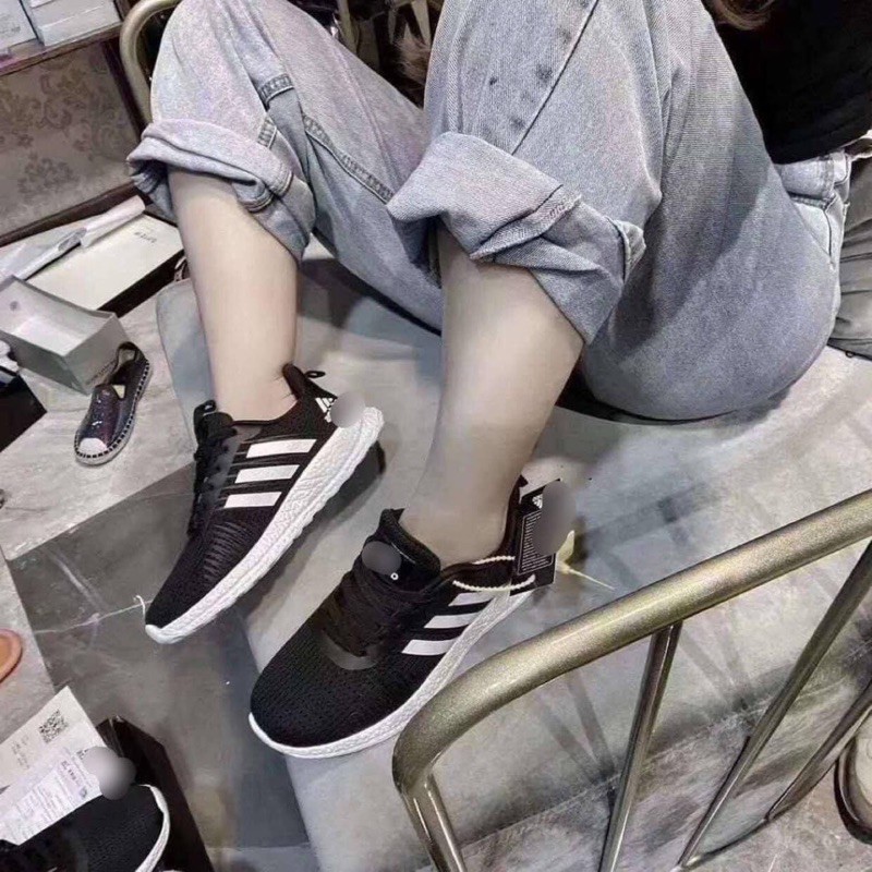 GIÀY THỂ THAO ( hàng có sẵn )