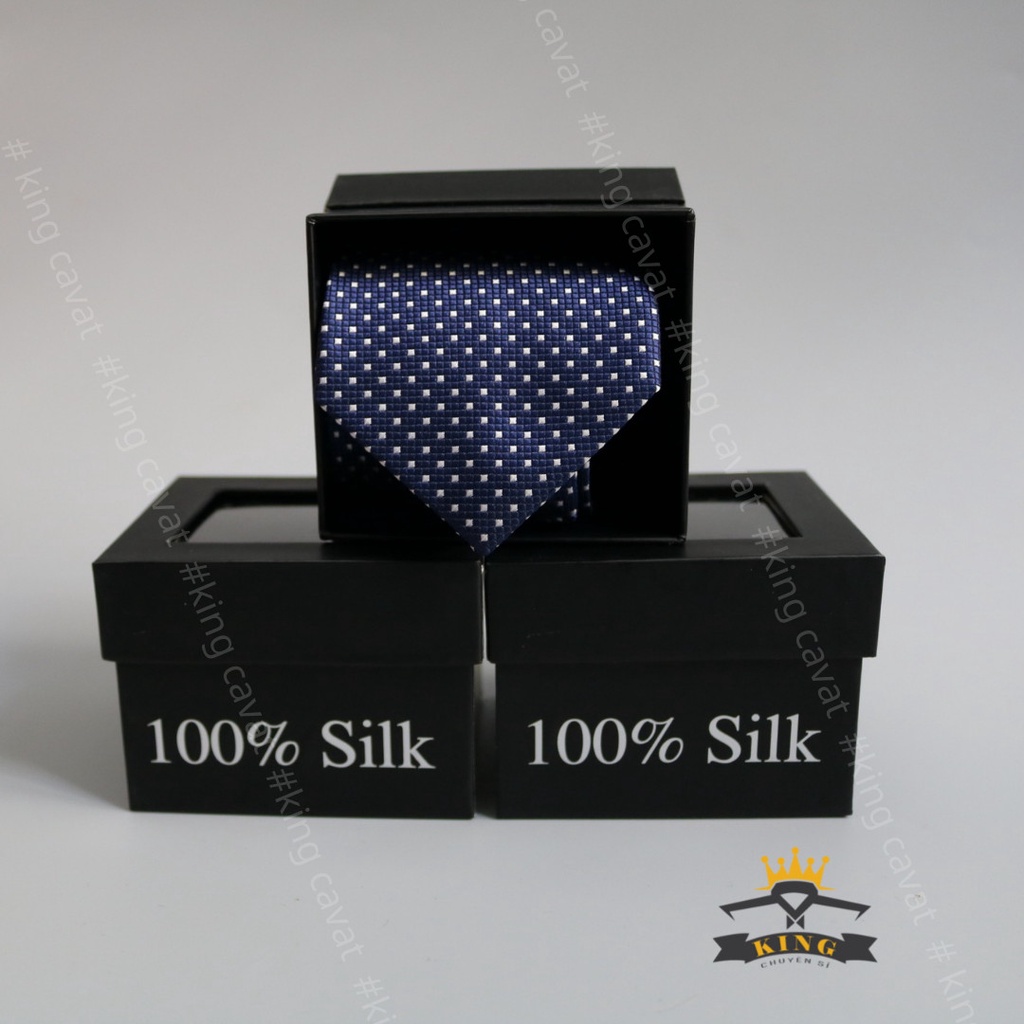 Hộp đựng cà vạt KING hộp vuông chất liệu cứng cáp thích hợp làm quà tặng A01