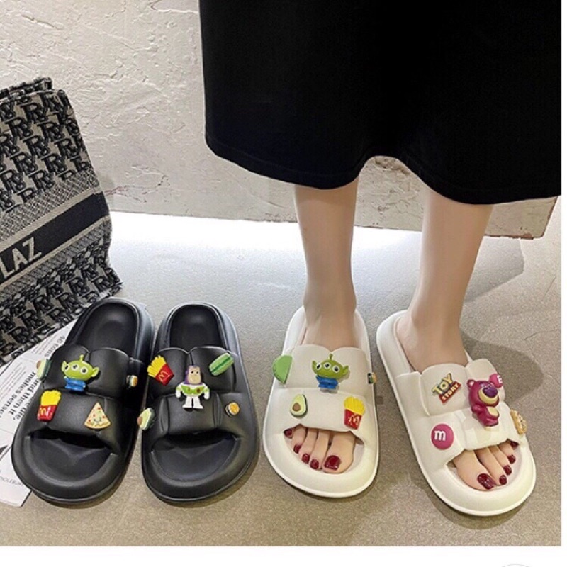 Dép quai ngang, dép bánh mỳ CHAO quai nhiều  stic siêu hot- 2 màu đen trắng