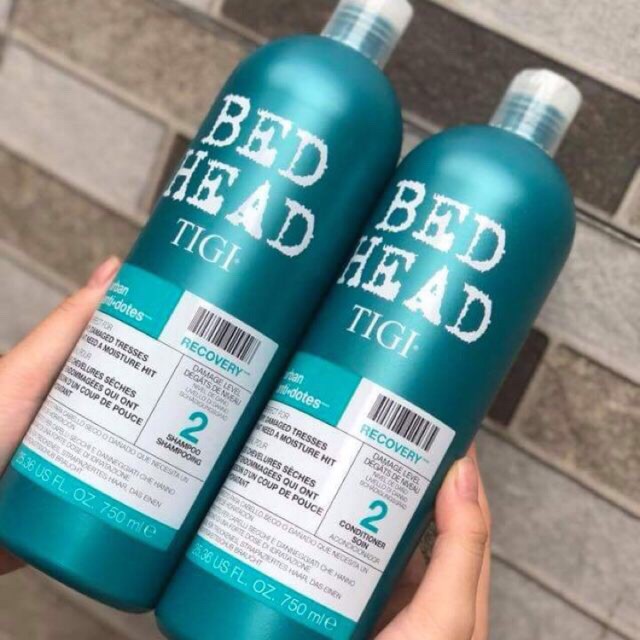 Cặp gội xả Tigi xanh dương cho tóc dầu Bed Head