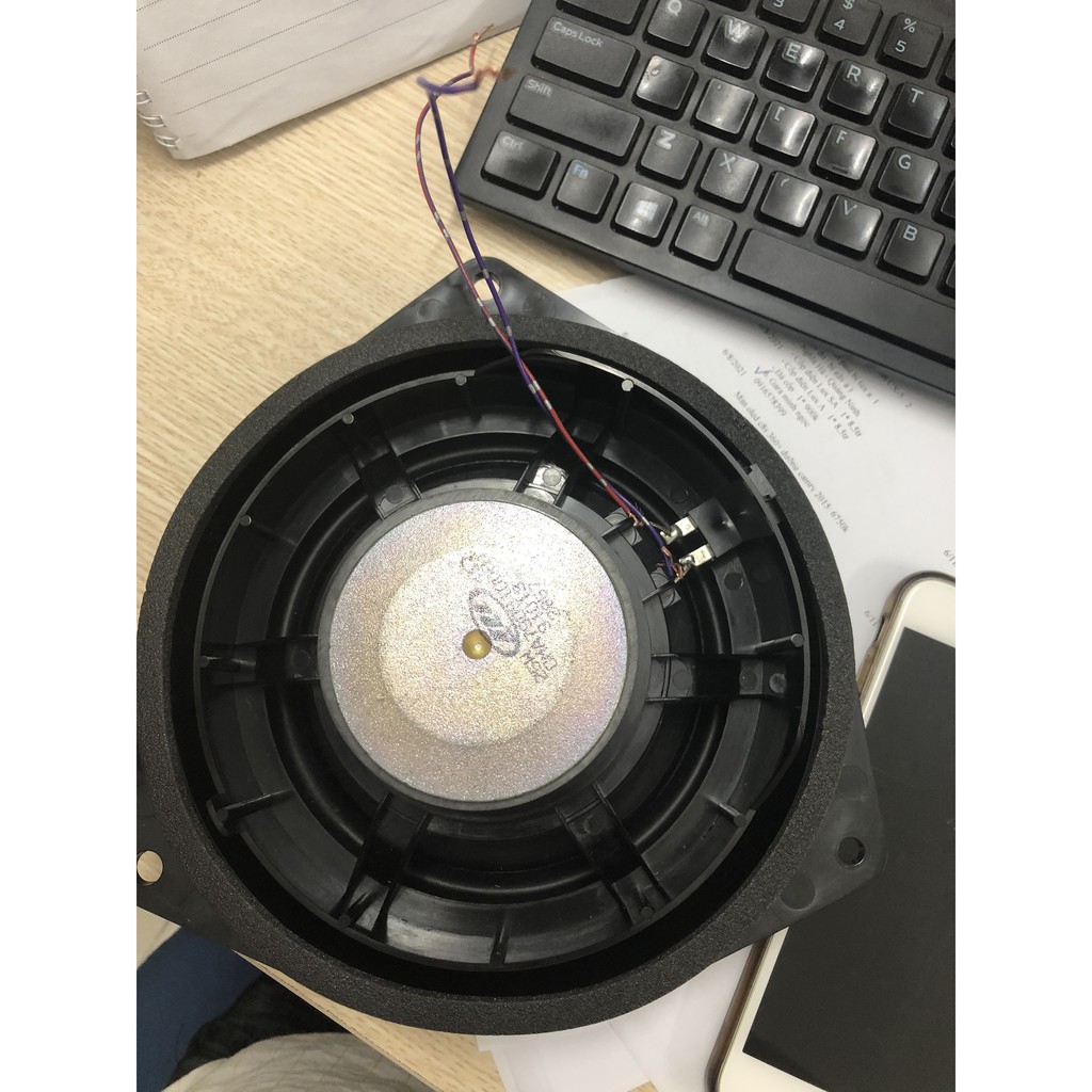 Loa, sub cánh chân jack toyota hình tròn 16cm cho xe ô tô, xe hơi