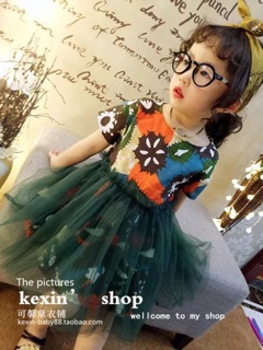 Váy thổ cẩm bé gái