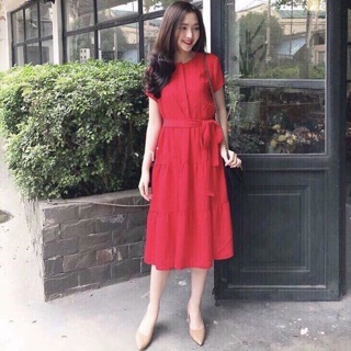 Đầm trắng 3 tầng thắt nơ eo
