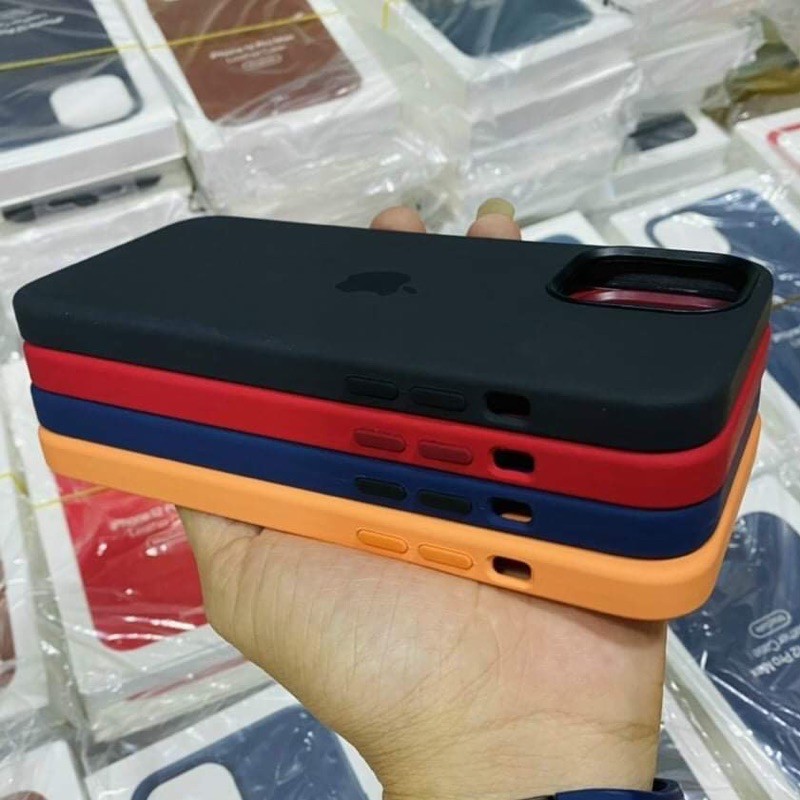 Silicone case Magsafe Apple IPhone 12 Pro , 12 Pro Max . Ốp lưng Silicone tích hợp nam châm với sạc Magsafe
