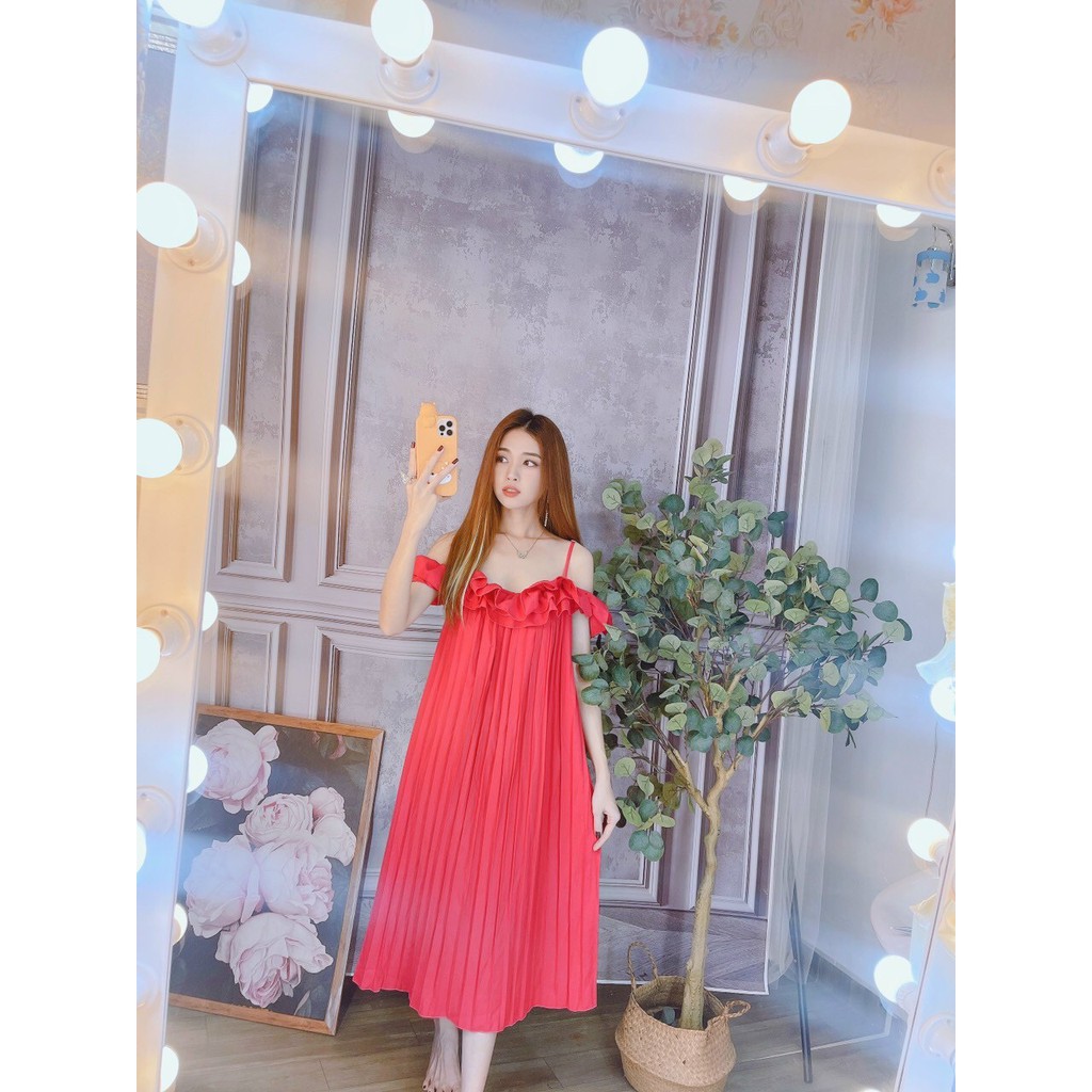 Đầm dập ly hai dây bẹt vai viền bèo chất lụa bầu bí bon chen cực xinh + Ảnh thật | BigBuy360 - bigbuy360.vn