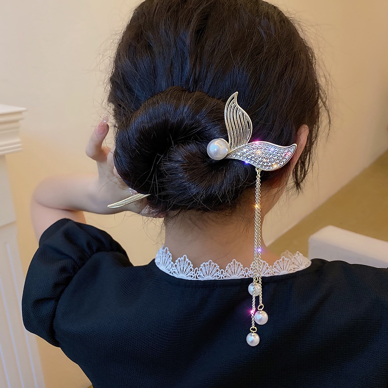 Kẹp Tóc Đuôi Nàng Tiên Cá Đính Đá Phối Ngọc Trai Thời Trang Cao Cấp