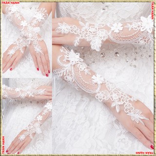<TH>Găng tay cô dâu phụ kiện cưới Giang găng tay ren lửng