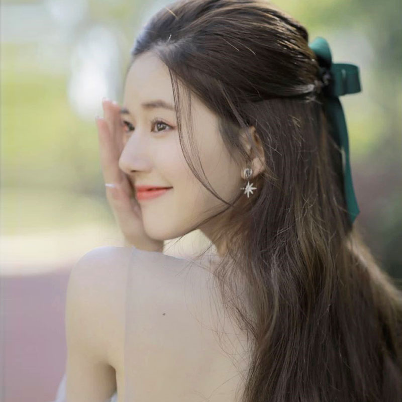 Kẹp tóc đính nơ ruy băng xinh xắn phong cách nữ tính