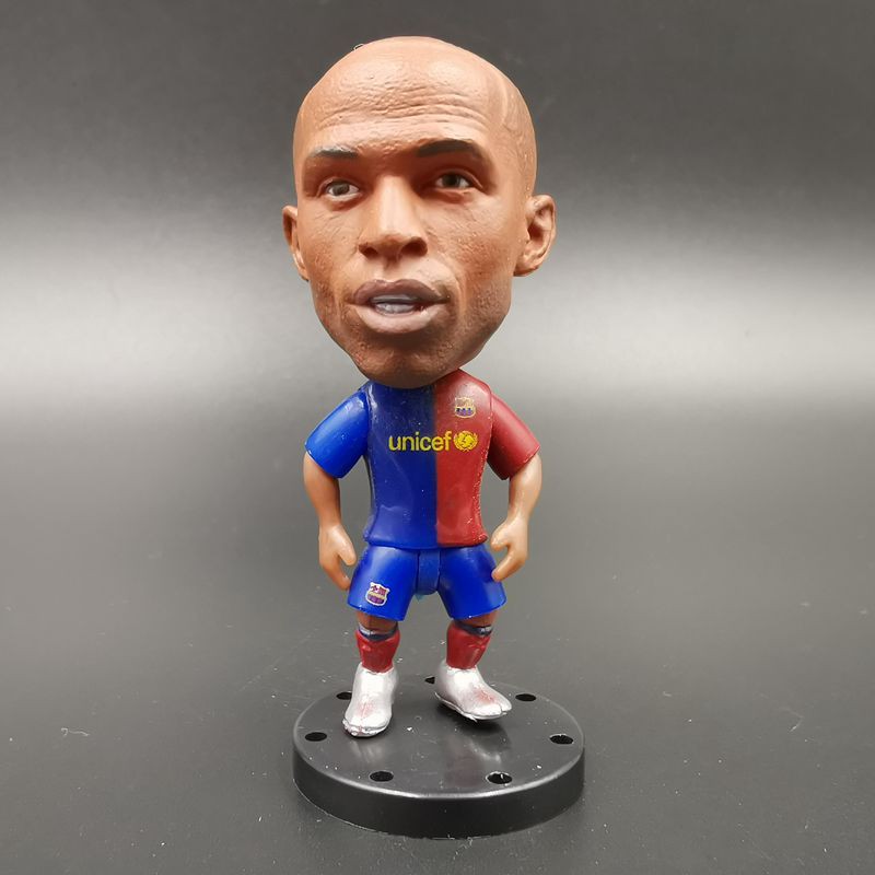 Mô hình nhân vật Ronaldinho Suarez Eto'o Iniesta Souvenir trong Barcelona