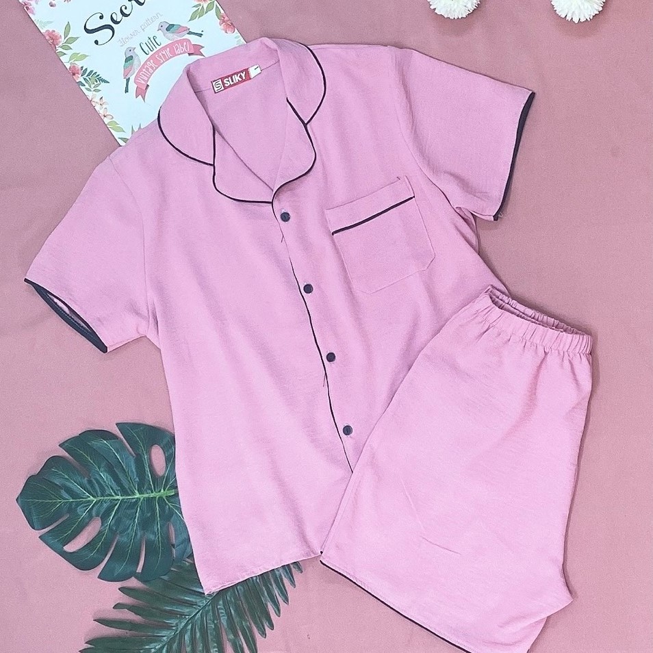 Bộ Pijama lụa áo cộc quần đùi nhiều hình cao cấp | BigBuy360 - bigbuy360.vn
